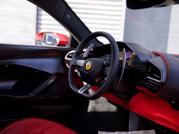 2023 Ferrari 296 GTB, красный, 34750000 рублей - вид 14