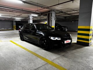 2019 BMW 3 серии 330i VII (G2x), чёрный, 3600000 рублей, вид 1
