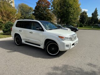 2012 Toyota Land Cruiser 200 Series, белый, 3899000 рублей, вид 2