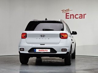 2023 Hyundai Venue I, белый, 1790000 рублей, вид 4