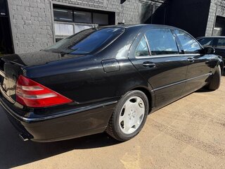2001 Mercedes-Benz S-Класс 600 Long IV (W220), чёрный, 14385000 рублей, вид 4