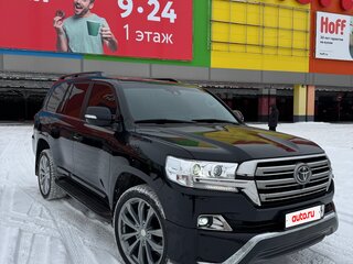 2018 Toyota Land Cruiser 200 Series Рестайлинг 2, чёрный, 7700000 рублей, вид 1