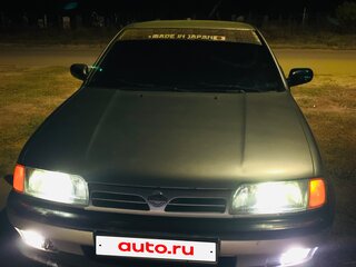 1991 Nissan Primera I (P10), серый, 139000 рублей, вид 2