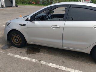 2015 Kia Rio III, серебристый, 500000 рублей, вид 5