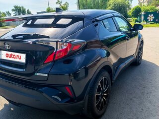 2020 Toyota C-HR I Рестайлинг, чёрный, 2000000 рублей, вид 4