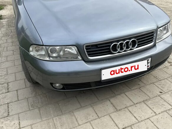 1999 Audi A4 I (B5) Рестайлинг, серый, 440000 рублей - вид 1