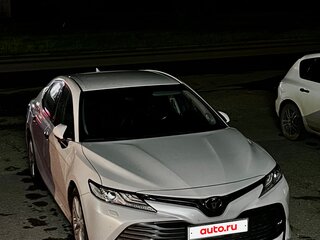 2018 Toyota Camry VIII (XV70), чёрный, 2650000 рублей, вид 1