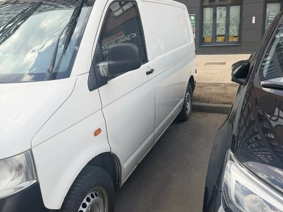 2007 Volkswagen Transporter T5, бежевый, 650000 рублей - вид 3