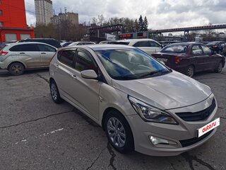2015 Hyundai Solaris I Рестайлинг, бежевый, 950000 рублей, вид 3