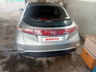 2008 Honda Civic VIII, серебристый, 580000 рублей, вид 4