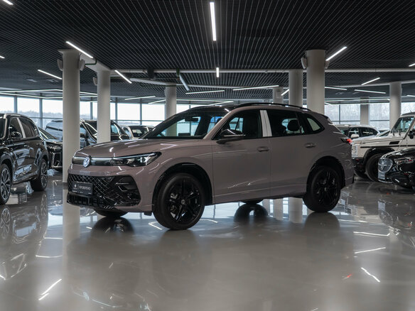 2026 Volkswagen Tiguan L Pro III (China Market), серый, 5100000 рублей