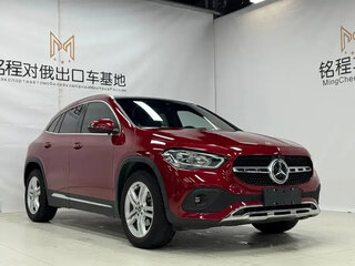 2022 Mercedes-Benz GLA 180 II (H247), красный, 2409290 рублей, вид 3