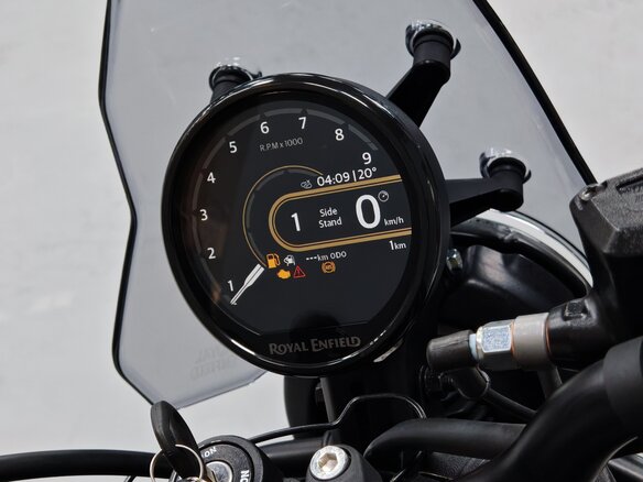 2025 Royal Enfield Himalayan, чёрный - вид 10