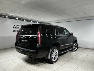 2017 Cadillac Escalade IV, чёрный, 4190000 рублей, вид 2