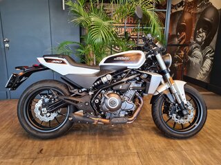 2024 Harley-Davidson X350, белый, 700000 рублей, вид 1