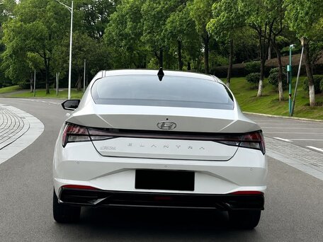 2022 Hyundai Elantra VII (CN7), белый, 1350000 рублей, вид 5