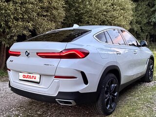 2020 BMW X6 40i III (G06), белый, 7114000 рублей, вид 4