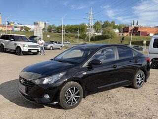 2021 Hyundai Solaris II Рестайлинг, чёрный, 1749000 рублей, вид 1