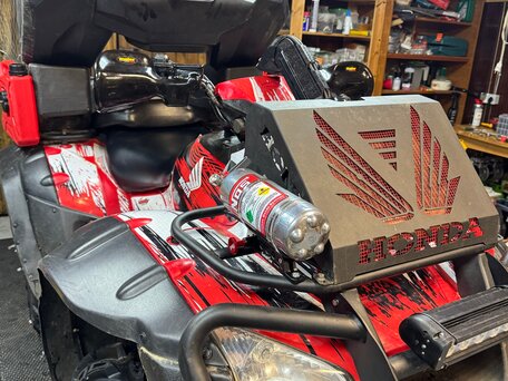 2011 Honda TRX 680 (Rincon), красный, 750000 рублей, вид 3