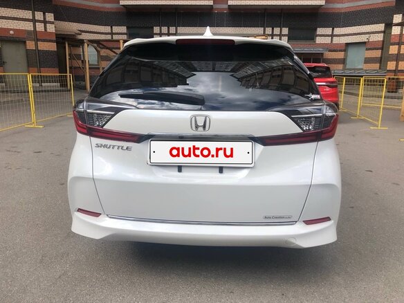 2022 Honda Shuttle II Рестайлинг, белый, 1700000 рублей - вид 4