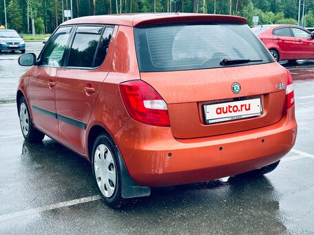2008 Skoda Fabia II, красный, 445000 рублей, вид 3