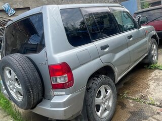 1998 Mitsubishi Pajero iO, серебристый, 360000 рублей, вид 5