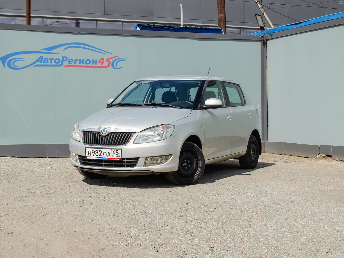 Открыть фотографии: Skoda Fabia II Рестайлинг