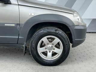 2013 Chevrolet Niva I Рестайлинг, коричневый, 525000 рублей, вид 5