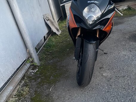 2007 Suzuki GSX-R 1000, оранжевый, 850000 рублей, вид 5