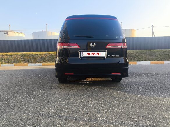 2006 Honda Elysion I, чёрный, 1200000 рублей - вид 3
