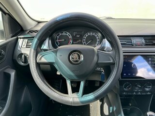 2018 Skoda Rapid I Рестайлинг, белый, 829000 рублей, вид 5