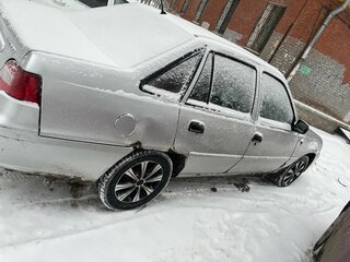 2011 Daewoo Nexia I Рестайлинг, серебристый, 155000 рублей, вид 4