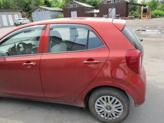 2017 Kia Picanto III, красный, 886498 рублей, вид 3