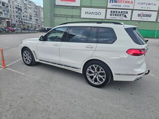 2019 BMW X7 40i I (G07), белый, 5555555 рублей, вид 4