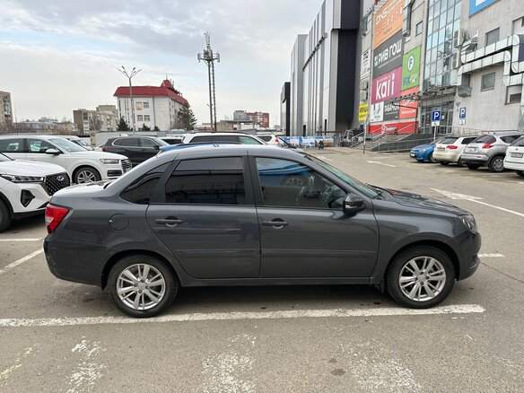 2018 Lada (ВАЗ) Granta I Рестайлинг, серебристый, 850000 рублей - вид 3