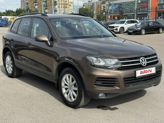 2014 Volkswagen Touareg II, коричневый, 1900000 рублей, вид 3
