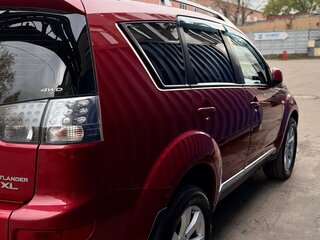 2007 Mitsubishi Outlander II, красный, 1199000 рублей, вид 3