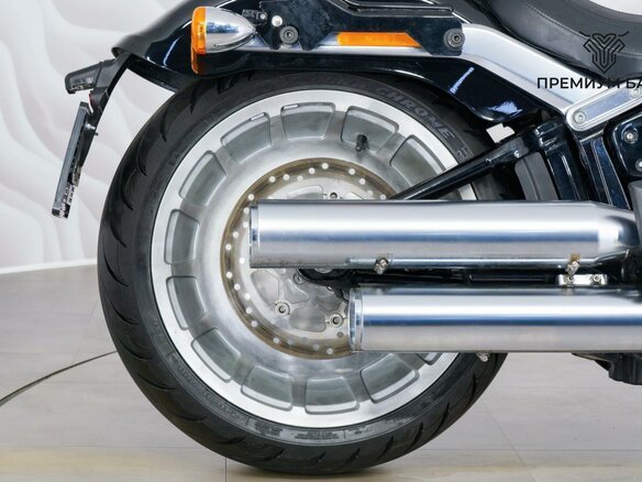 2018 Harley-Davidson Fat Boy, чёрный, 1899000 рублей - вид 8