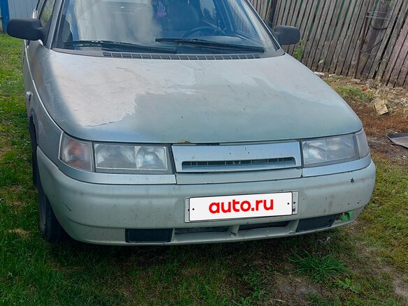 2001 Lada (ВАЗ) 2110, серебристый, 75000 рублей