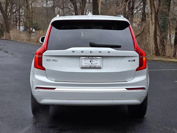 2024 Volvo XC90 B5 II Рестайлинг 1, белый, 6168493 рублей - вид 2