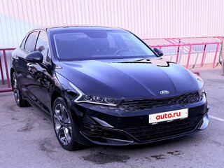 2021 Kia K5 III, чёрный, 2860000 рублей, вид 1