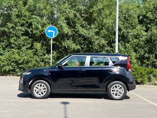 2022 Kia Soul III, чёрный, 2040000 рублей, вид 4