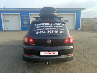 2010 Volkswagen Tiguan I, чёрный, 1050000 рублей, вид 2