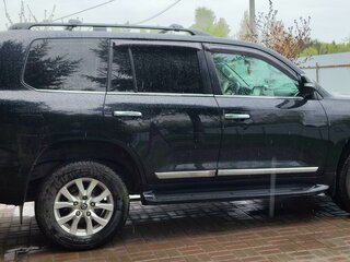 2015 Toyota Land Cruiser 200 Series Рестайлинг 2, чёрный, 5500000 рублей, вид 2