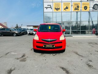 2005 Toyota Ractis I, красный, 779999 рублей, вид 3