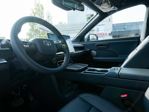 2026 Toyota bZ3X 58.3 kWh, белый - вид 6