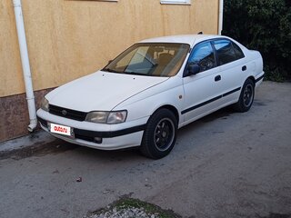 1992 Toyota Carina E, белый, 315000 рублей, вид 3