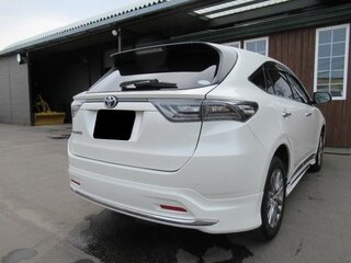 2018 Toyota Harrier III (XU60) Рестайлинг, белый, 1842000 рублей, вид 3