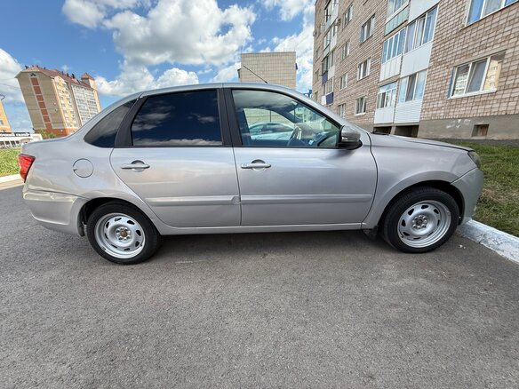 2019 Lada (ВАЗ) Granta I Рестайлинг, серебристый, 490000 рублей - вид 1