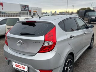 2011 Hyundai Solaris I, серебристый, 550000 рублей, вид 4